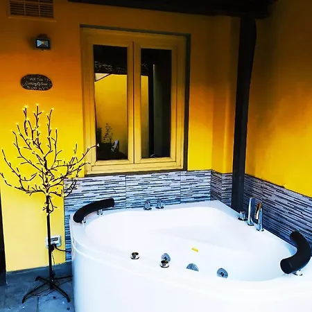 Nadia's Lovely - With Private Garden And Jacuzzi Florence