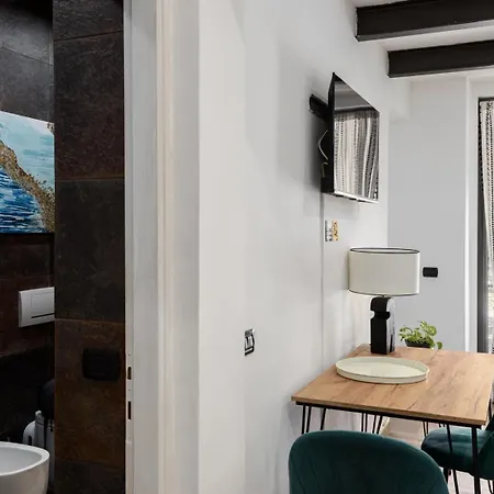 Nadia's Lovely - With Private Garden And Jacuzzi Firenze