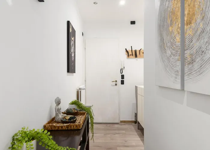 Nadia's Lovely - With Private Garden And Jacuzzi *